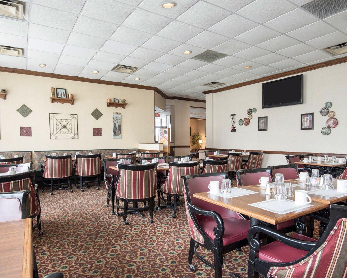 Clarion Inn Фэрмонт Экстерьер фото
